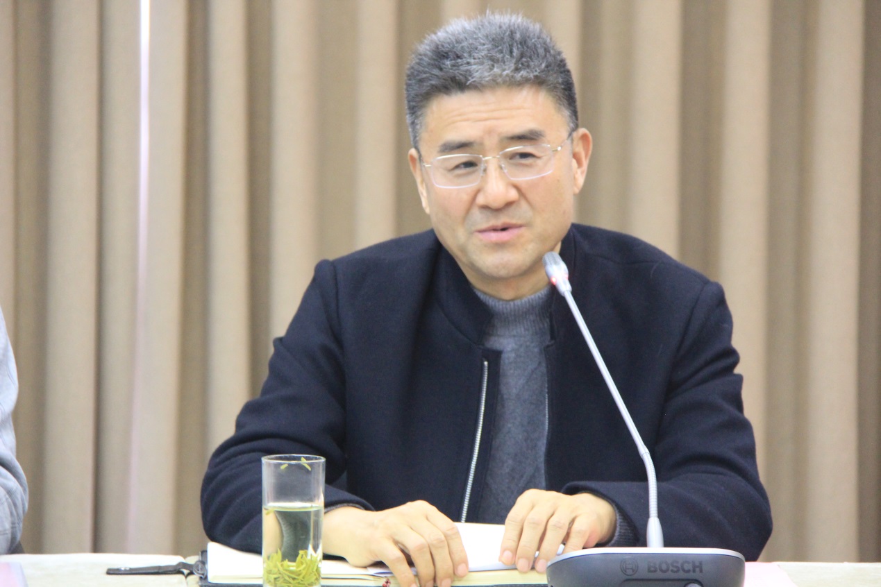 （图为陈剑峰副校长讲话）